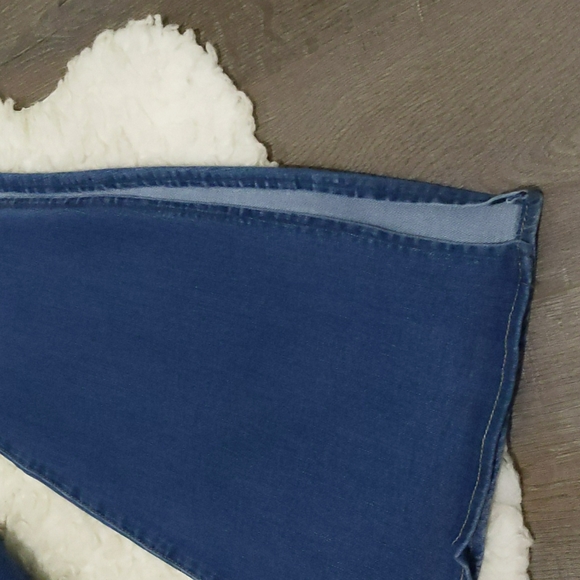 ARTICLES OF SOCIETY Bridgette Side Split Flare Jeans ~ NWT - Picture 6 of 12